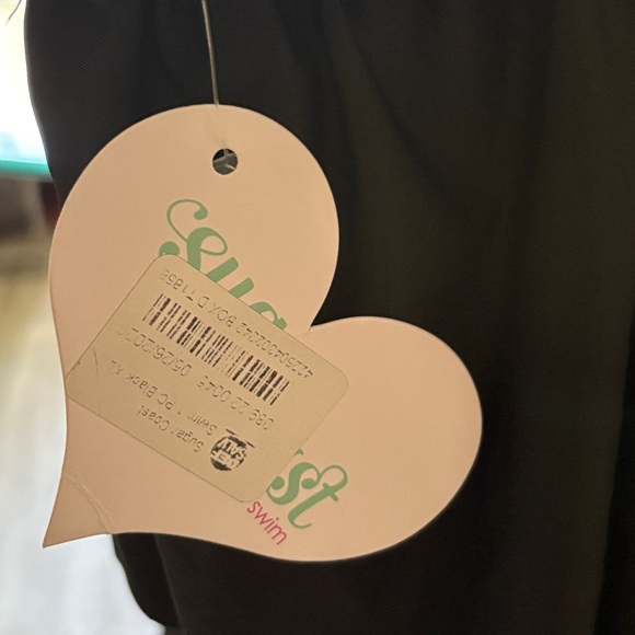 Chic Black One-Piece💦 - Picture 6 of 9